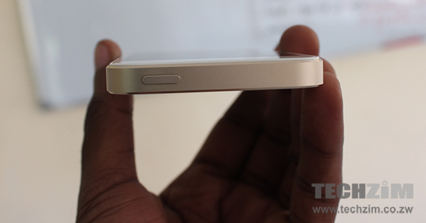 The power button placed on the top of the iPhone 5S
