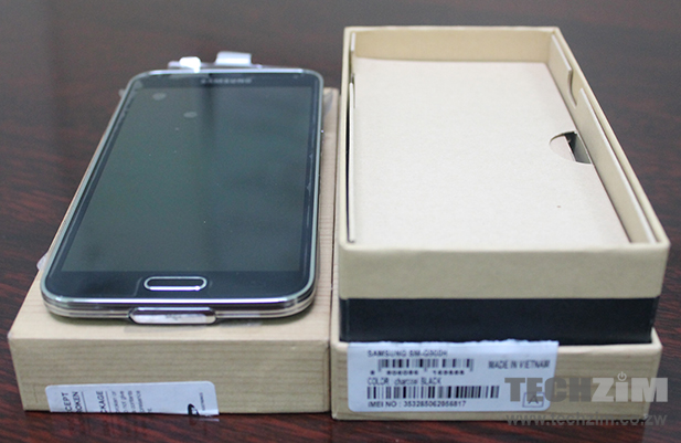 Samsung-galaxy-S5-iPhone-unboxed