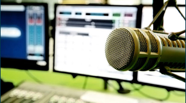 Commercial radio discount