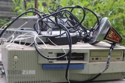 e-Waste, old technology, obsolete tech, electronic waste