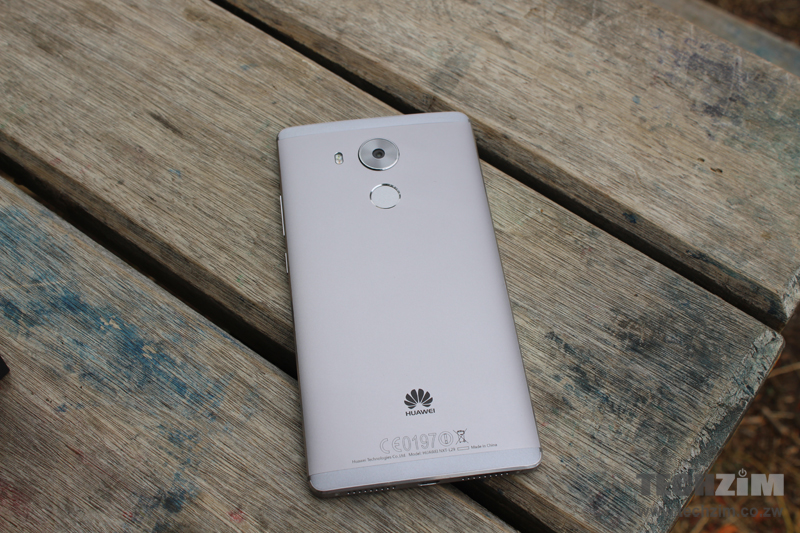 Mate 8 review. A Note. - Techzim