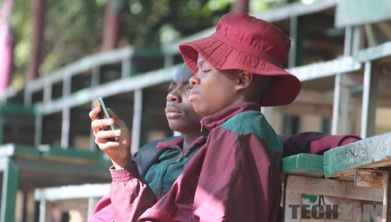 students on the phone