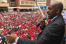 Nelson Chamisa addressing a rally