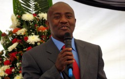 Kwanayi Kashangura - Africom Group CEO
